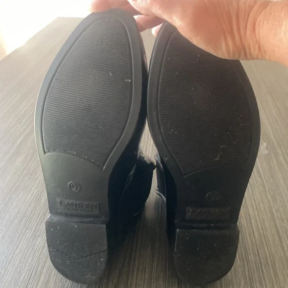 Lauren Ralph Lauren Black Ankle Boots/Rain - Picture 4 of 5